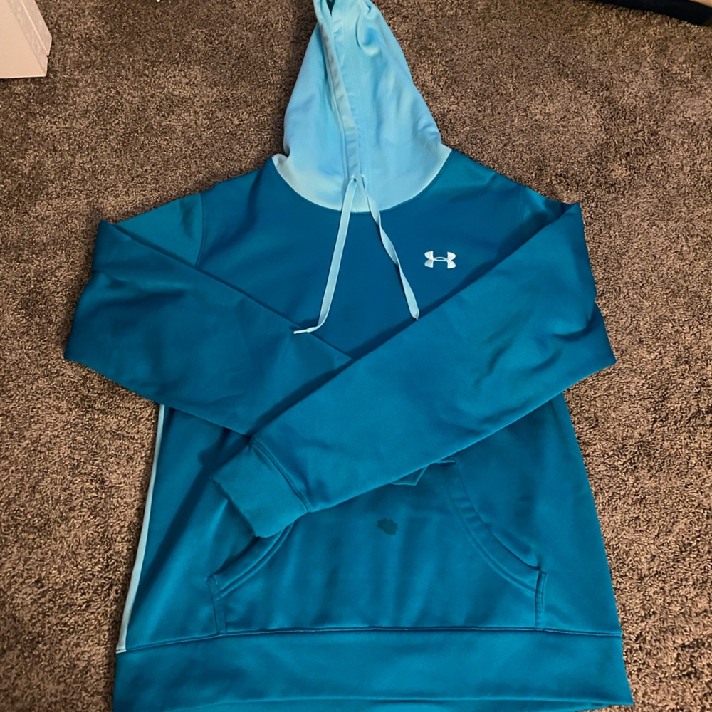 Under armour sweatshirt